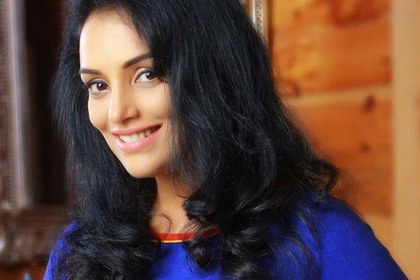 Shweta Menon receives threatening calls